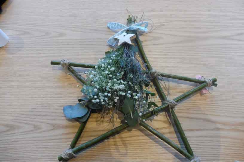 Met de banden van de bult af sleeÃ«n