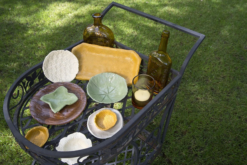 zelfgemaakte borden en schalen