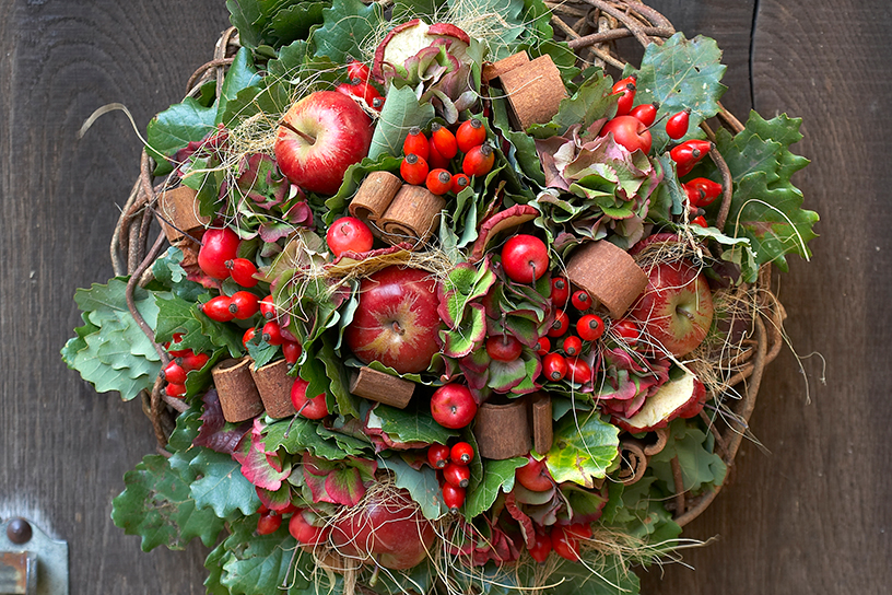 schikking met nazomerse materialen