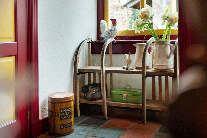 Haltafel gemaakt van een slee